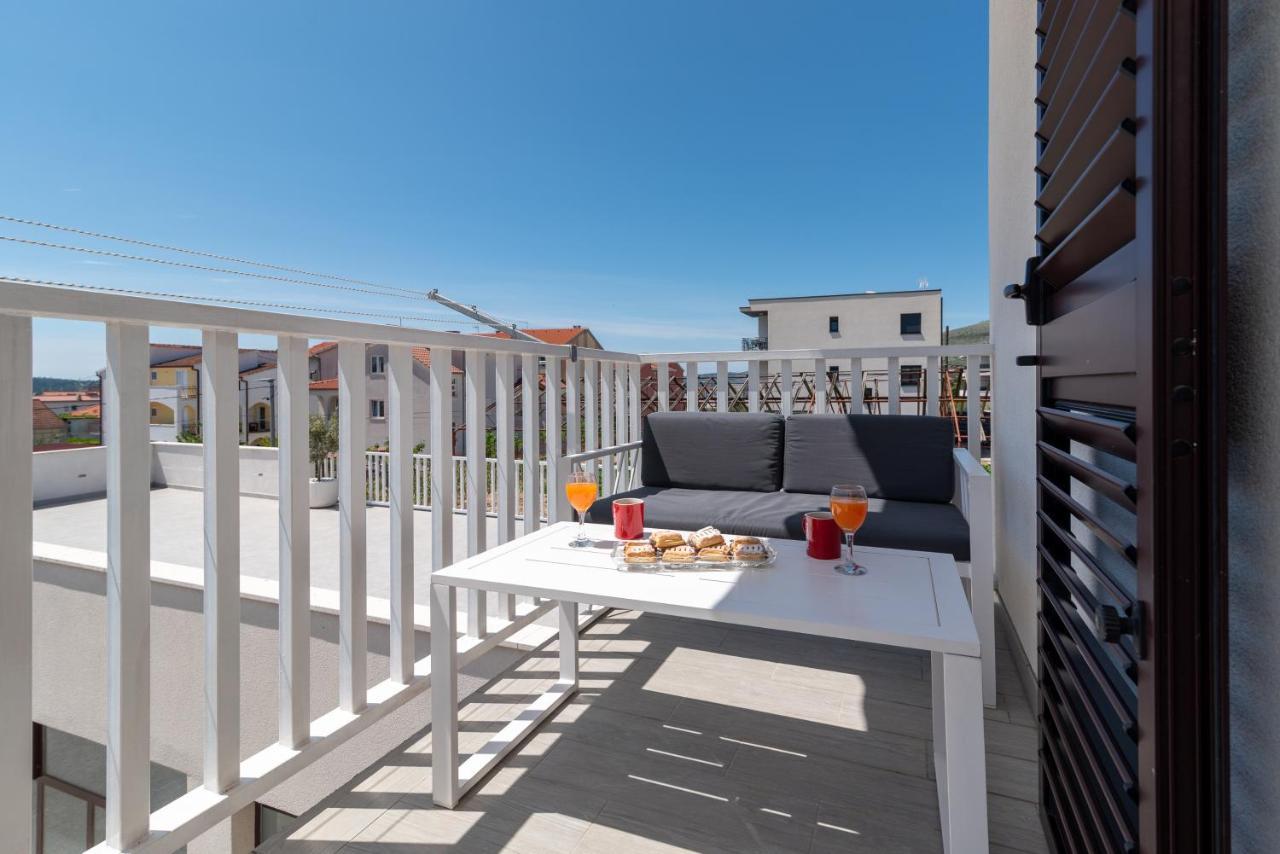 Apartmani Ville Vengo Trogir Exterior photo