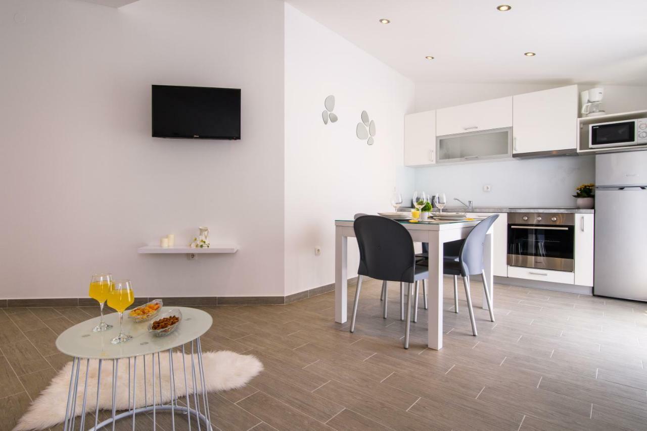 Apartmani Ville Vengo Trogir Exterior photo