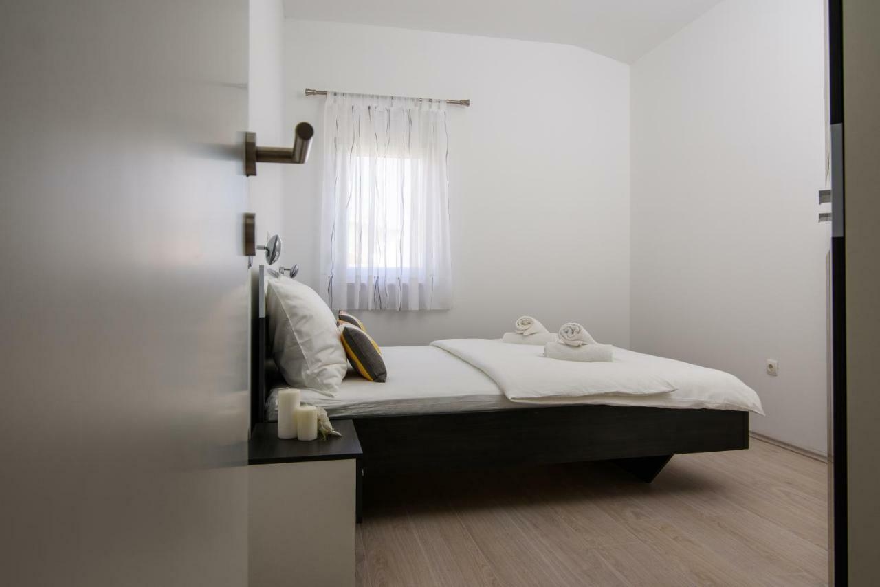 Apartmani Ville Vengo Trogir Exterior photo