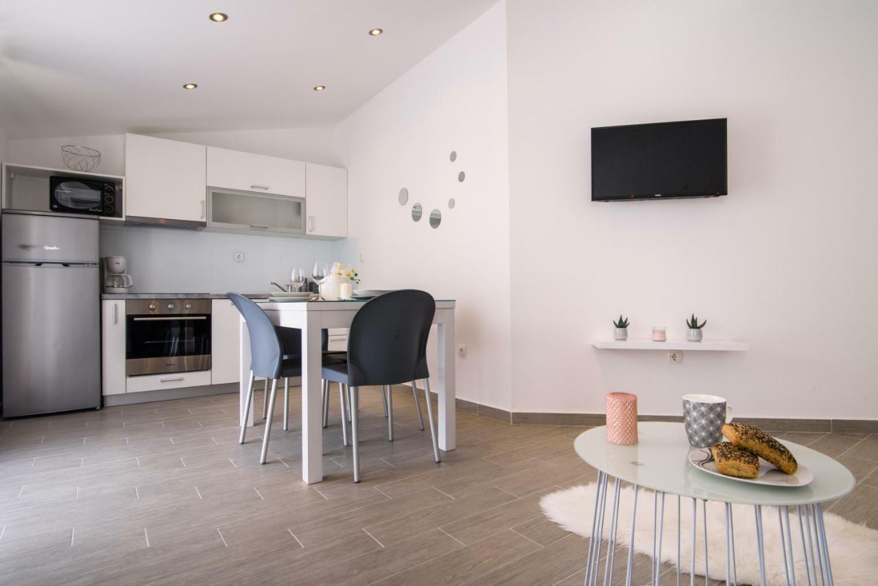 Apartmani Ville Vengo Trogir Exterior photo