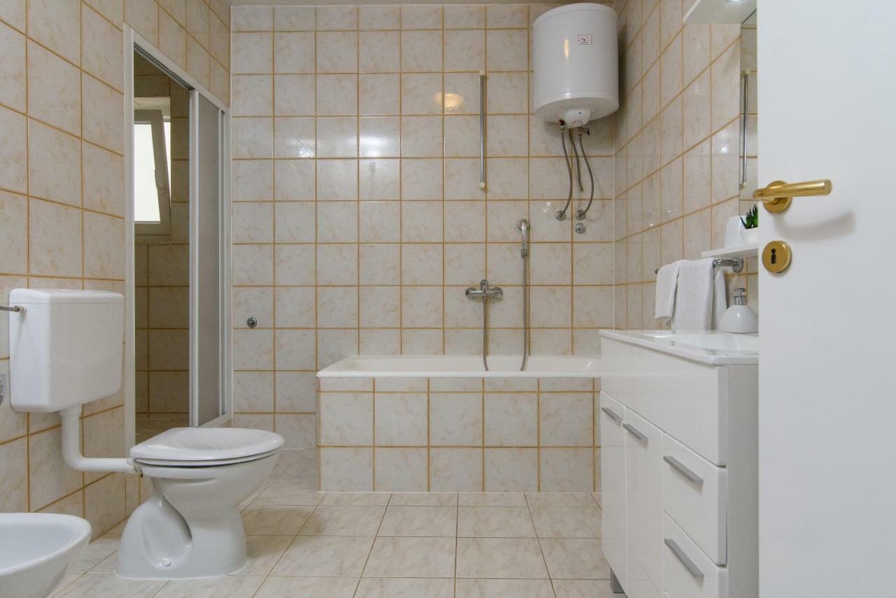 Apartmani Ville Vengo Trogir Exterior photo